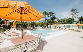 Gulf Shores Getaway Steps Away From The Pool!